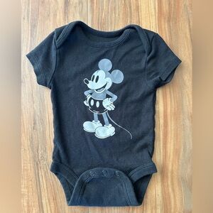 🦋Mickey Mouse Onesie